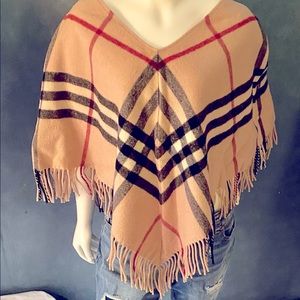 Burberry nova check poncho